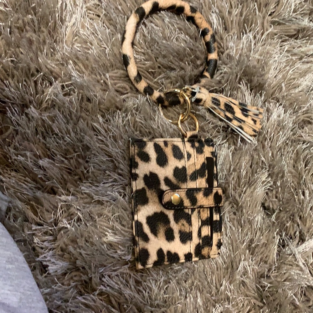 Tiger Print - Picture 2 of 2